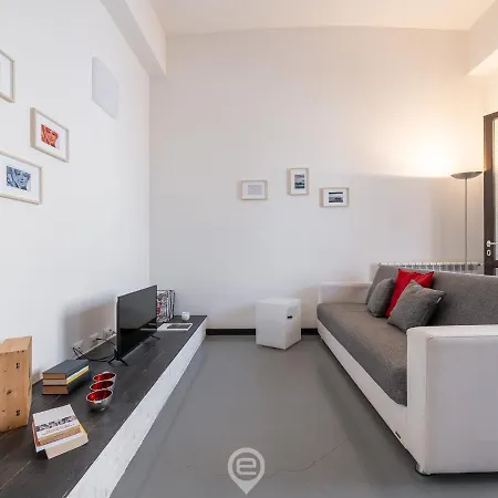 The Bright Apartment *